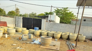 Pot de fleurs en fibre de verre pour l'extérieur, vase de jardin et jardinière, vase de sol pour une utilisation intérieure et extérieure - Product Image 3