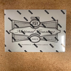 Caja de Colección de Fútbol Americano Panini National Treasures 2023 Sellada de Fábrica - Product Image 2