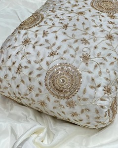 Tissu en soie brodé de perles décoratives de haute qualité pour vêtements traditionnels indiens ou costumes Anarkali, prix d'usine - Product Image 5