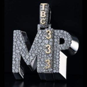 Colgante Personalizado con Iniciales MR 333 con Diamantes Moissanite VVS Engastados a Mano en Plata de Ley 925, Joyería Hip Hop Personalizada - Product Image 1