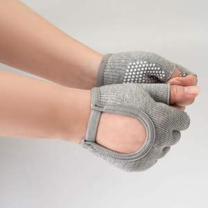 1 par de guantes de silicona antideslizantes para entrenamiento con cinco dedos, guantes de entrenamiento para levantamiento de pesas, guantes de gimnasio para hombres y mujeres - Product Image 5