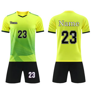 Conjunto de Uniforme de Fútbol para Hombre, Colores Personalizables, Resistente al Agua, Secado Rápido, Antibacteriano - Product Image 1