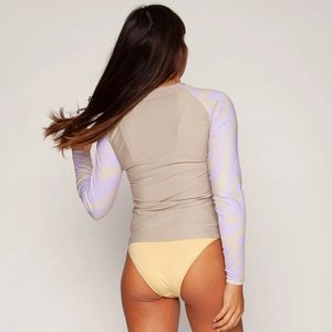 เสื้อแรชการ์ดสำหรับผู้หญิง แห้งเร็ว ป้องกันแสงแดด ระบายอากาศได้ดี - Product Image 4