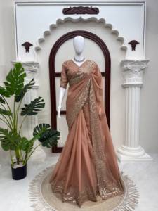 Sari indio premium de última moda para fiestas, tela de seda Tibby con trabajo de lentejuelas multicolor, sari de diseñador para ocasiones festivas y elegantes para mujer. - Product Image 3