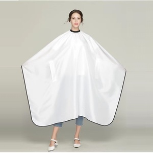 Capa de Peluquería de Tela Suave y Sedosa, Bata Profesional de Barbero Impermeable, Delantal de Salón, Accesorios para Cortar el Cabello - Product Image 3