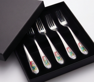 Ensemble de fourchettes en acier inoxydable classique avec design émaillé miroir, parfait pour les mariages élégants et les dîners formels - Product Image 6
