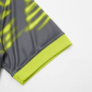 Uniforme de Fútbol Personalizado con Logotipo y Nombre del Equipo, Secado Rápido, 100% Poliéster, Conjunto de Uniforme de Fútbol Sólido de Alta Calidad - Product Image 4