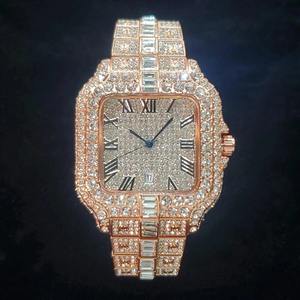 Montre de luxe sertie de diamants carrés, chiffres bleus, montre élégante - Product Image 1