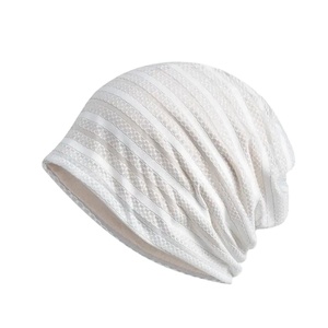 หมวกผ้าขนแกะถักนิตติ้งสำหรับผู้ชายหมวกผ้าแจ็คการ์ดใส่ได้ทั้งชายและหญิงสีทึบปักโลโก้ได้ตามต้องการสำหรับฤดูหนาว - Product Image 1