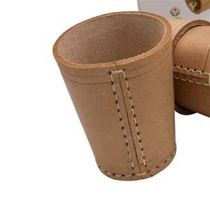 Vasos para Dados Clásicos Hechos a Mano con Cuero 100% Genuino y Logotipo Personalizado en Relieve, Nuevo Diseño de Fábrica para Juegos de Azar - Product Image 3