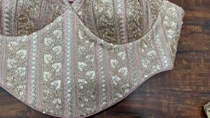 Blusa de Saree Nupcial Tejida Simple y Transpirable en Rosa Polvoriento para Invierno - Product Image 3