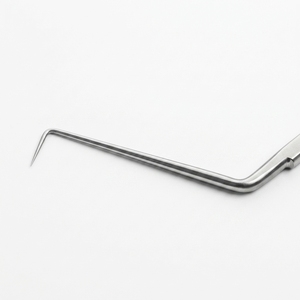 Spatule chirurgicale ophtalmique professionnelle Nagahara Tomahawk Chopper 116 mm, inclinée à 45 degrés, design distinctif - Product Image 2