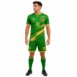 Tenues de football personnalisées pour équipes de soccer, maillots, shorts et chaussettes de haute qualité pour clubs professionnels, académies de jeunes et équipes sportives - Product Image 2