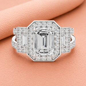 Anillo de compromiso con halo de diamantes de corte esmeralda cultivados en laboratorio, certificados por IGI, con diseño de tallo dividido, joyería nupcial, chapado en rodio sobre oro blanco. - Product Image 1