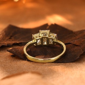Anillo de Compromiso de Lujo Roy Diamond para Mujer, Oro Amarillo y Blanco de 14K, Diamante Cultivado en Laboratorio de 1.0ct, Engaste de Garras, Ideal para Regalo o Fiesta - Product Image 2