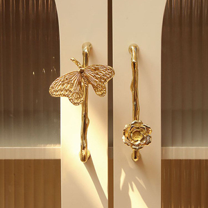 Lot de poignées de meuble en laiton doré faites à la main, motif branche florale, pour commodes et tiroirs, style vintage, vente en gros - Product Image 1