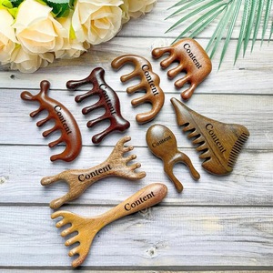 Masseur facial Gua Sha en bois rustique écologique avec artisanat en bois d'acacia massif pour la relaxation musculaire - Cadeau du Nouvel An - Product Image 1