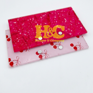 Meilleures ventes : Plaques à cils en acrylique en gros, Pinces magnétiques, Outil de beauté durable avec logo personnalisé, Forme cœur - Product Image 1