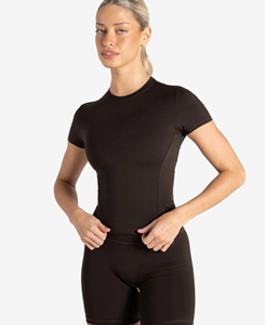 Conjunto Deportivo para Mujer, Top de Yoga Negro sin Costuras con Cuello Redondo y Manga Corta, Pantalones Cortos de Cintura Alta, Spandex y Poliéster, Color Sólido, Diseño Simple - Product Image 1