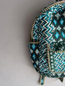 Mochila con patrón geométrico, mochila suave de 15 pulgadas, múltiples bolsillos, cierre de cremallera, mochila unisex para el día a día, material de poliéster, regalo - Product Image 2