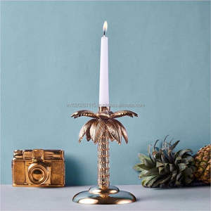 Elegante portavelas de Latón para Decoración espiritual atemporal, iluminación de mesa de eventos formales y decoraciones de boda vintage - Product Image 6