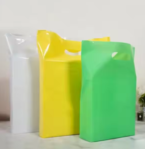 Sacs de courses de haute qualité découpés à la forme en HDPE, LDPE, PLA recyclés, origine Vietnam, avec couleur personnalisée - Product Image 2