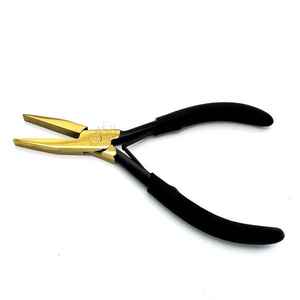Pince à extensions capillaires à bout plat, logo personnalisé, noir et or, en acier inoxydable, outils multifonctionnels pour extensions capillaires - Product Image 1