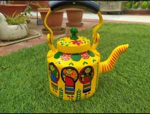 Nueva Tetera Decorativa Ecológica Hecha a Mano, con Diseños Florales Vibrantes, Motivos Tradicionales Indios, Diwali - Product Image 3