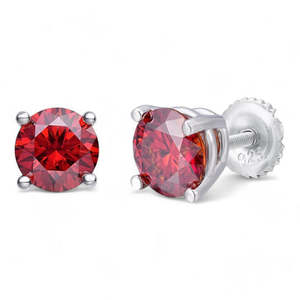 Pendientes Solitarios de Moissanita Roja en Plata de Ley con Corte Brillante Redondo y Engaste de Cuatro Puntas - Product Image 1