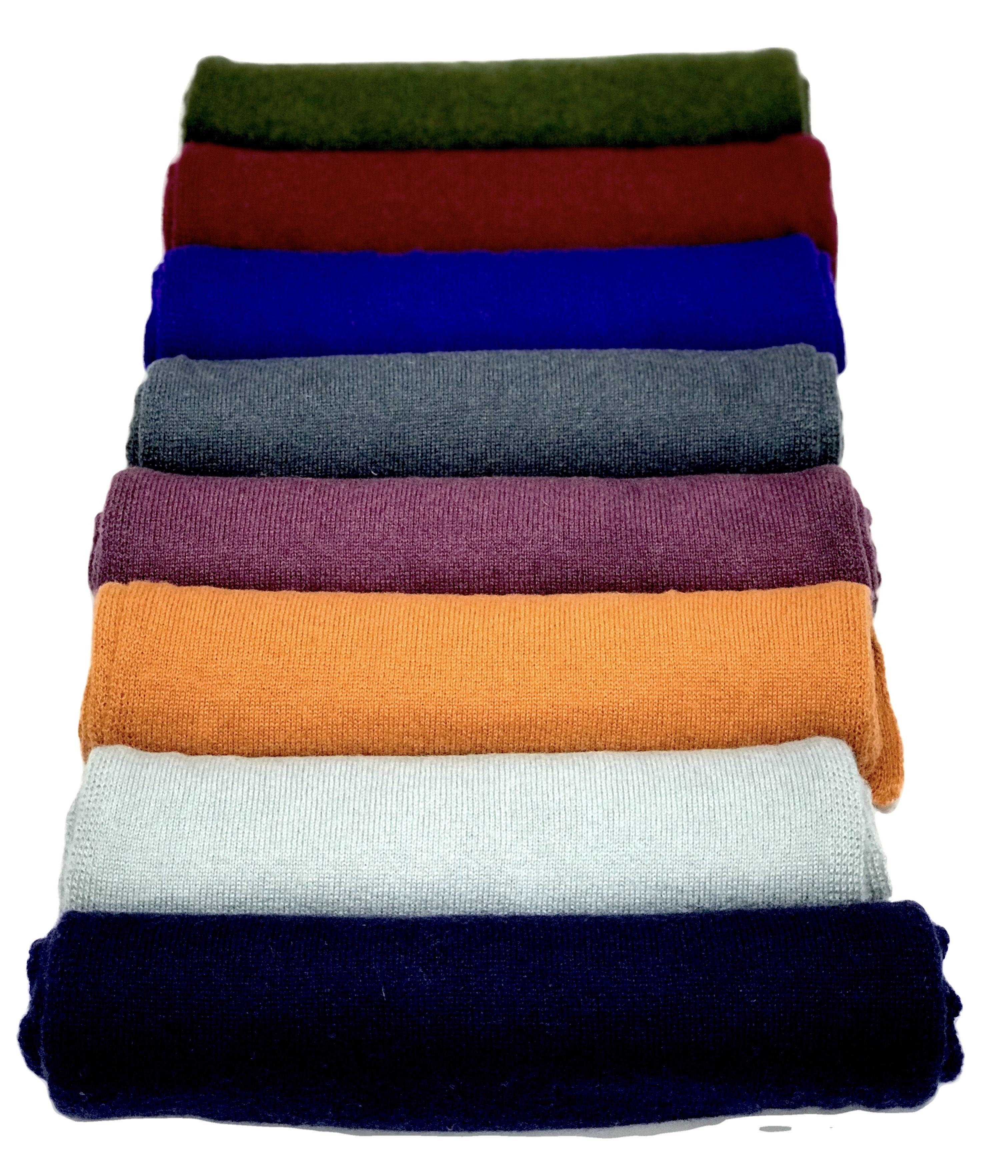 สีแดงเข้ม