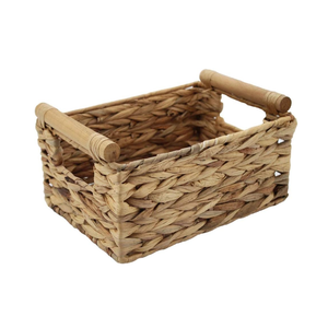 Paniers en jacinthe d'eau naturelle faits à la main pour le rangement avec poignées en bois, prix de gros du Vietnam - Product Image 1