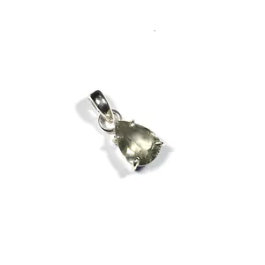 Colgante Clásico de Plata 925 con Amatista Verde Corte Pera, Engaste de Garra, Forma de Gota de Agua, Joyería Unisex para Uso Diario - Product Image 3
