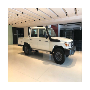 Pick-up 2022 d'occasion en excellent état, transmission intégrale, turbo diesel, automatique, sièges en cuir, intérieur clair R17, à vendre - Product Image 3