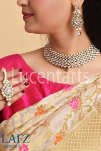 Conjunto de Joyería India Antigua Chapada en Oro con Circones y Perlas Rojas para Mujer, Collar de Gargantilla y Maang Tikka para Bodas y Fiestas Tradicionales - Product Image 4