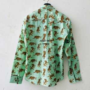 Camisa de algodón con estampado floral para hombre, manga larga, estilo túnica con botones, ideal para fiestas. - Product Image 2