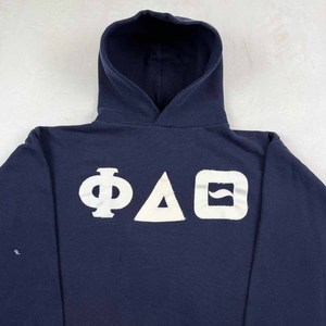 Phi |   Delta | Sweat-shirt à capuche unisexe d'hiver Theta Greek Apparel, broderie personnalisée, coton molletonné, collection sororité/fraternité - Product Image 2