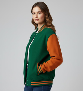 Veste universitaire unisexe verte et orange |   Blouson bomber en polaire |   Veste de sport Holiday Streetwear à blocs de couleurs vert et orange, style universitaire, taille régulière - Product Image 2