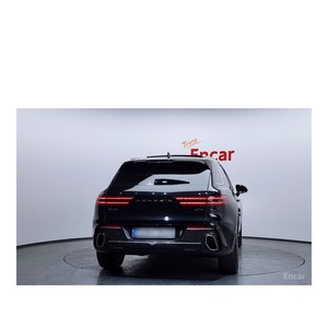 Genesis GV70 2.5T AWD 2024, SUV a Gasolina con 21,352 km, Emisión Euro V, Asientos de Cuero, Caja de Cambios Automática, Cámara Trasera, Volante a la Izquierda - Product Image 4