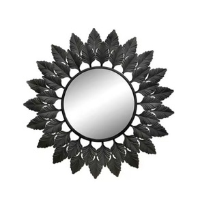 Espejo de Pared Metálico de Moda con Acabado Dorado, Espejo de Vanidad Elegante, Fácil de Montar y Remover, Espejo de Lujo para Espacios Habitables - Product Image 5