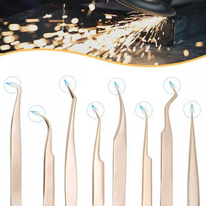 Pinzas para Cejas con Punta Inclinada, Chapadas en Oro, de Acero Inoxidable, Libres de Crueldad Animal, Hechas a Mano, Reutilizables, Estilo Moderno - Product Image 6