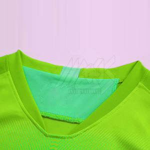 Uniforme de Fútbol Deportivo de Color Sólido, Transpirable, Ligero, Diseño Personalizado, Cómodo - Product Image 2