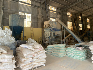 Harina de Pescado Fermentada con Alto Contenido de Proteína 25%-60% 100% Polvo Seco de Pescado Alimento para Aves de Corral, Peces y Ganado 15% Humedad 2 Años - Product Image 5