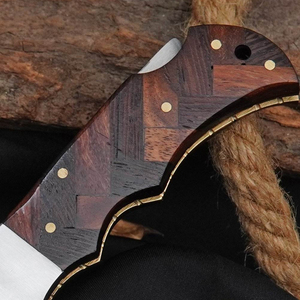 Cuchillo de cocina profesional de acero damasco y cobre, hecho a mano, para cortar, rebanar y picar alimentos. - Product Image 5