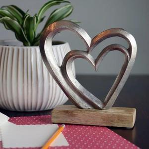 Corazones de Plata Fundidos a Mano con Base de Madera, Adornos Decorativos para el Hogar, Diseños Modernos Personalizables, Pieza Decorativa Navideña - Product Image 3