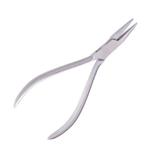 Pince plate professionnelle en acier inoxydable plaqué argent pour la manipulation de fils de piercing au nombril et la fabrication de bijoux corporels - Product Image 1