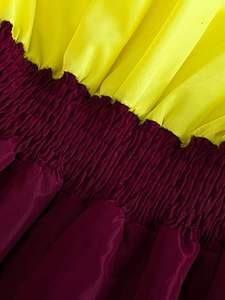 Conjunto Deportivo de 2 Piezas para Mujer, Chaqueta Cortavientos con Capucha y Cierre de Cremallera de Nailon de Alta Calidad, Transpirable e Impermeable - Product Image 2