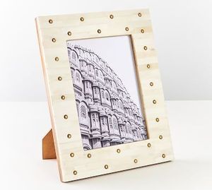 Cadre photo en os incrusté, fait main, personnalisé avec logo, écologique, au design moderne, pour les anniversaires de mariage et les souvenirs familiaux - Product Image 1