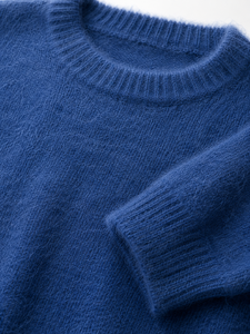 Pull rayé anti-rides en mélange de mohair bleu pour homme avec décoration vintage, épaisseur standard, vêtement d'hiver - Product Image 3