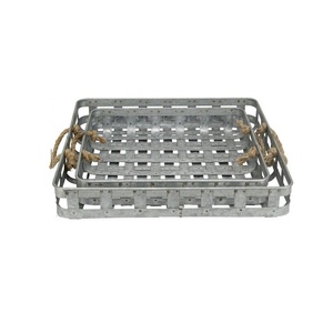 Atractiva Bandeja Ovalada de Metal Galvanizado de Alta Calidad con Asas Resistentes para Interiores y Exteriores - Product Image 5