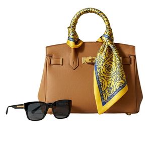 Écharpe florale Sigma Gamma Rho bleu et or, écharpe de sororité grecque, imprimé rose, élégante, légère, accessoire de mode - Product Image 6